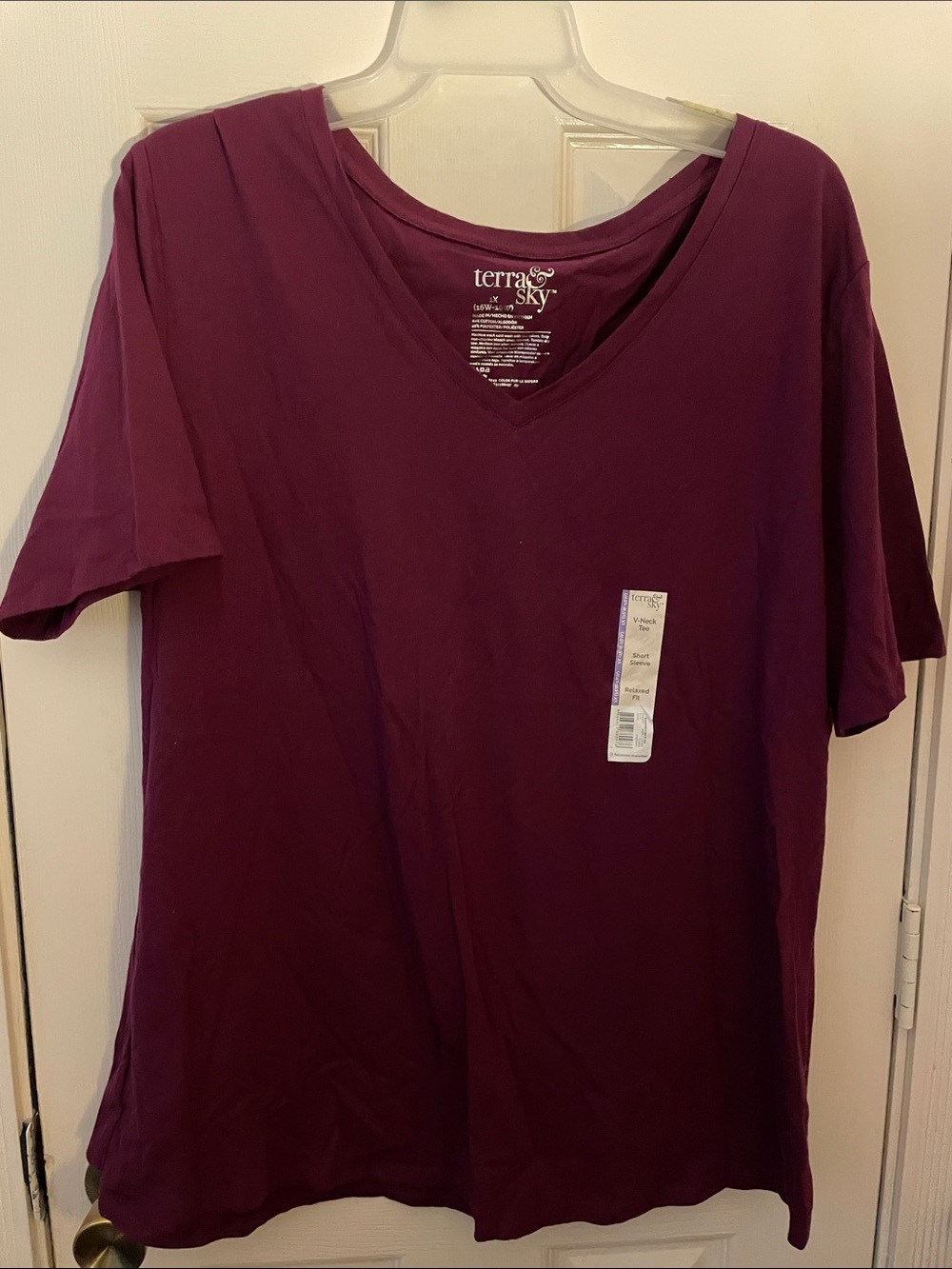 Terra & Sky womens V-Neck Tee - Plum Purple xl New